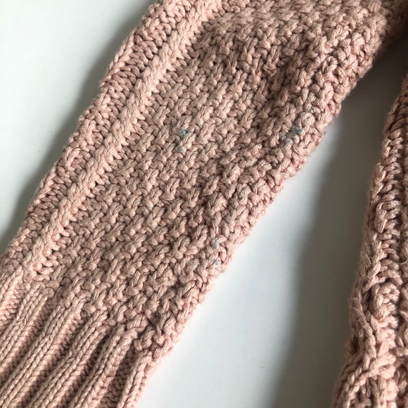 🔺SOLD🔺GAP Cable Knit Cotton Sweater - Picture 5 of 6